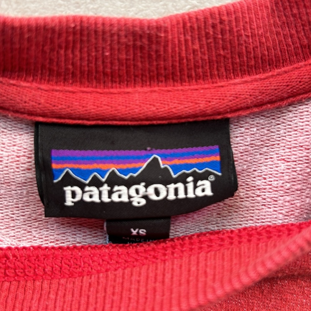 Patagonia Red Graphic Sweatshirt - Picture 4 of 8